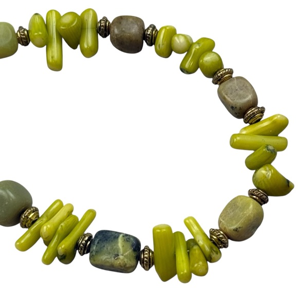 Green Stone Beaded Bracelet Toggle Clasp Chunky Boho Stretch Womens Earthcore - Picture 6 of 9